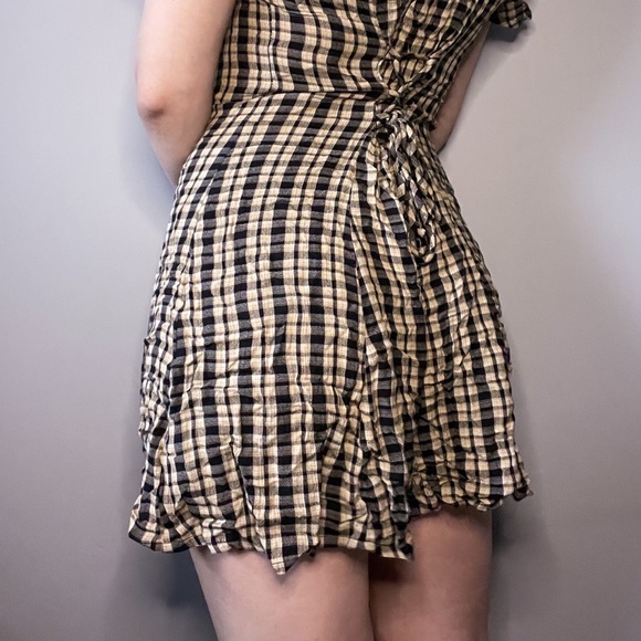 Bundle of Cute Tops!! - Picture 12 of 12